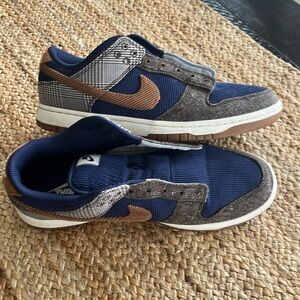 Nike dunks tweed navy and brown worn 3 times, no laces no box, EUC